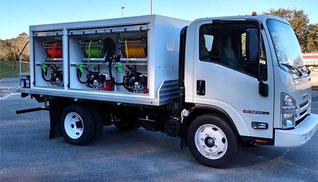 Semi-Enclosed Spray Trucks